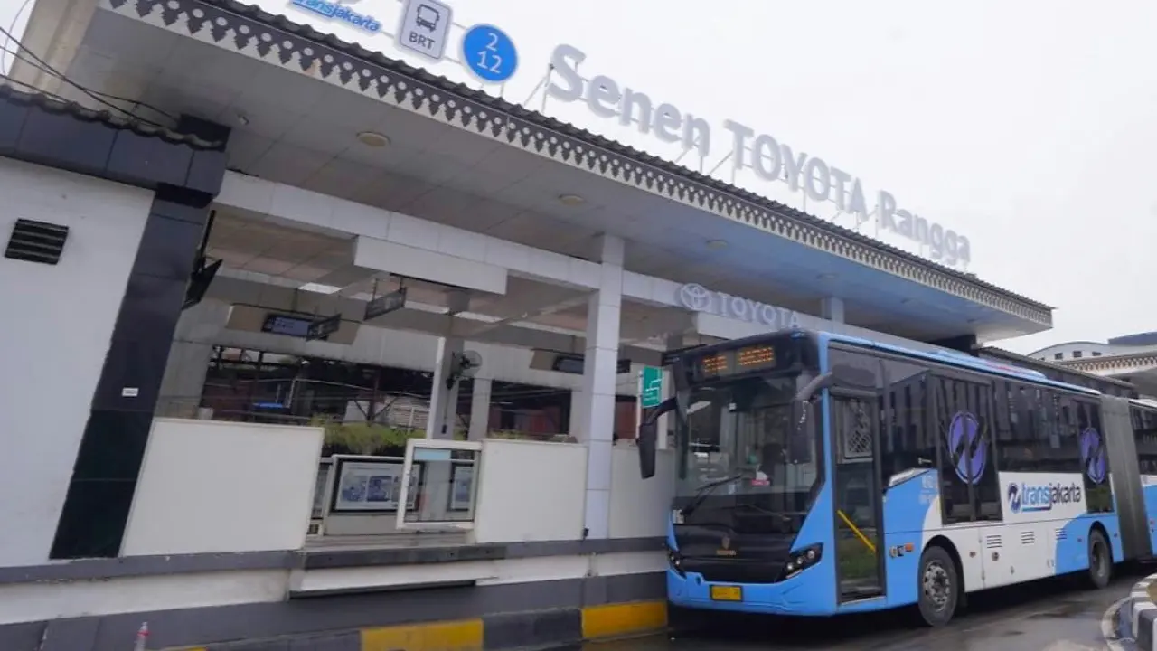 Viral Penumpang Tuding Sopir Transjakarta Ugal Ugalan Rekaman Cctv Ungkap Kejadian Sebenarnya