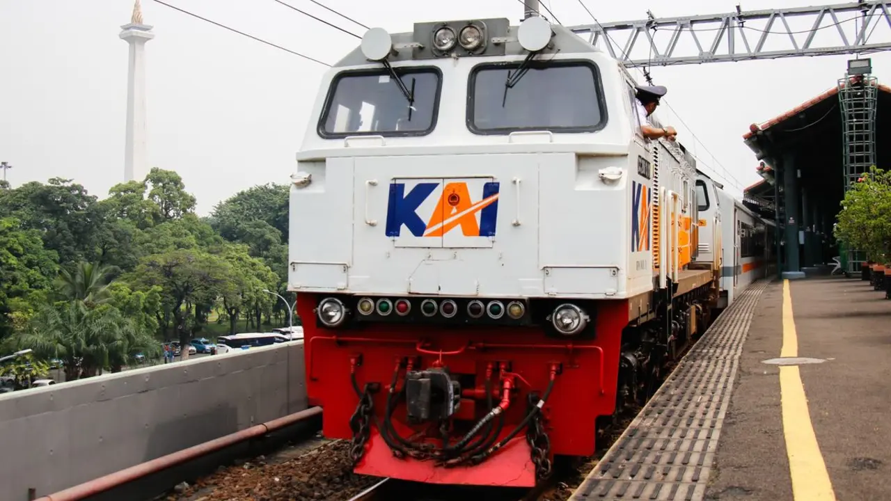 Ilustrasi Kereta Api Indonesia