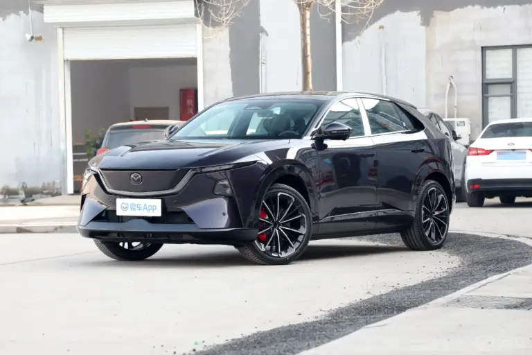 Mazda CX-6e