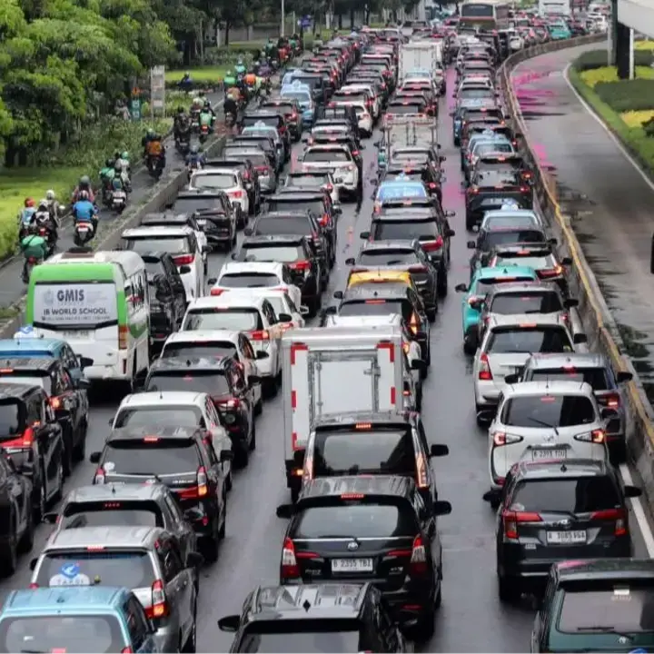Ganjil Genap Jakarta Mulai Dievaluasi, Begini Nasib Mobil Listrik dalam Kebijakan Baru Pemprov DKI
