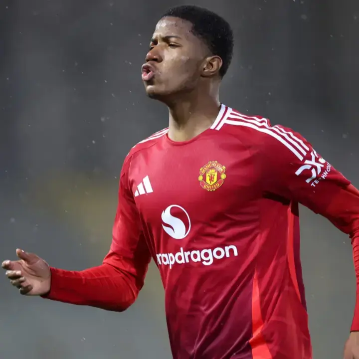 Manchester United Siap Pinjamkan Chido Obi ke Klub Belanda