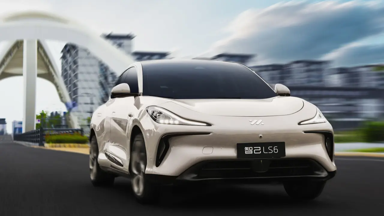 IM Motors LS6 SUV