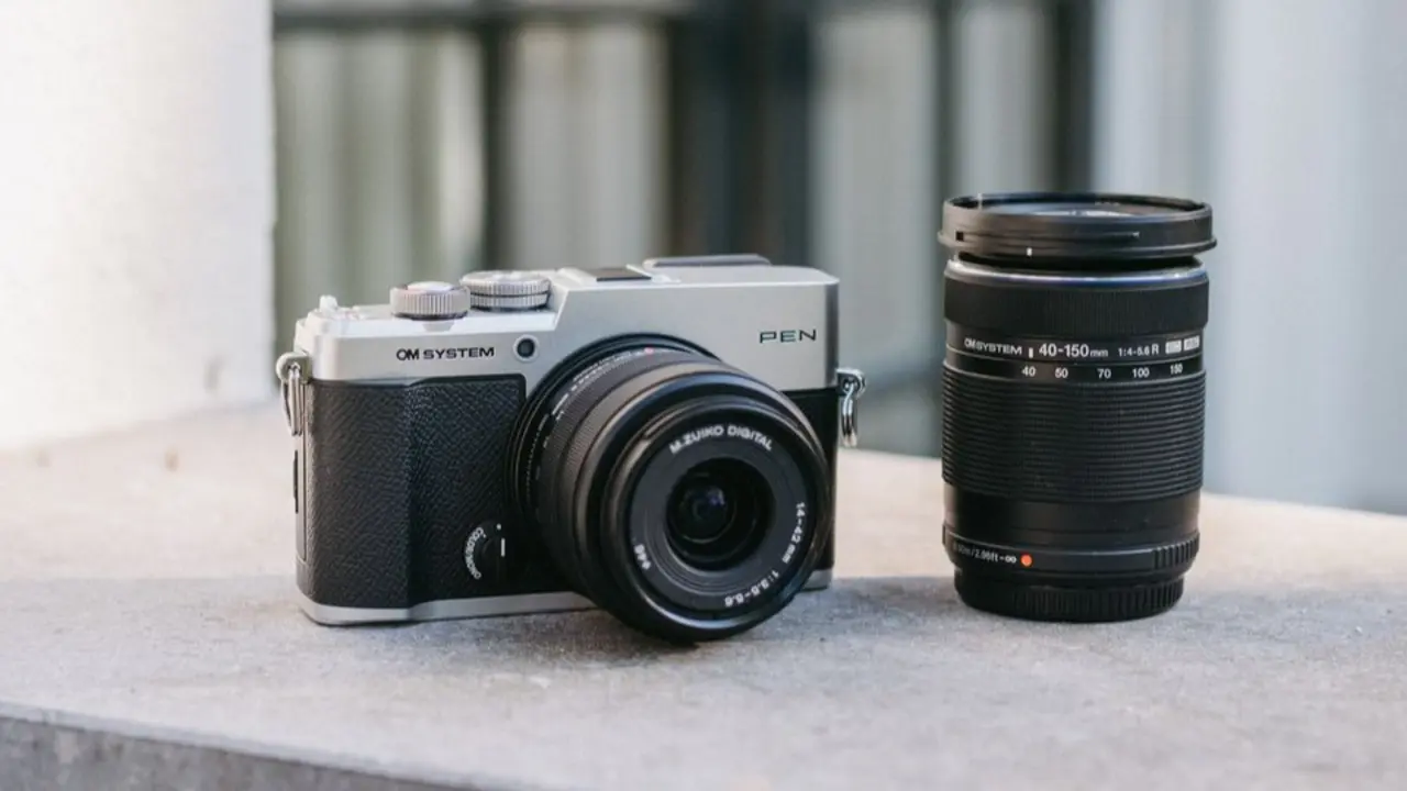 OM System Pen Resmi Dirilis, Kamera Mirrorless Ringkas dengan EVF OLED