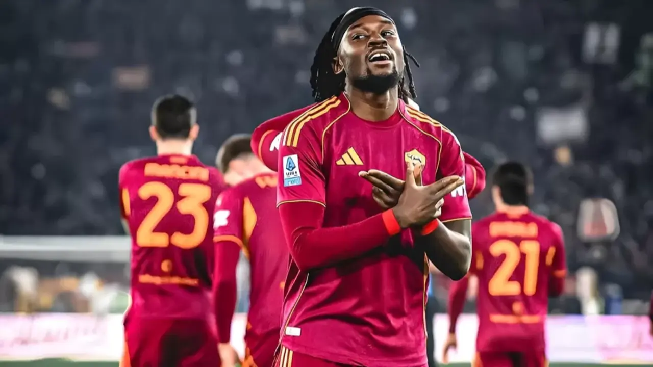 Manu Kone tetap bertahan di AS Roma