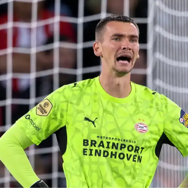 Blunder Fatal Kiper PSV Matej Kovar, Langsung Ucapkan Kata Ini