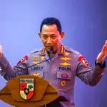 Kapolri Jenderal Polisi Listyo Sigit Prabowo Minta Pengusaha Laporkan Aksi Premanisme dan Pungli untuk Jaga Iklim Investasi Kapolri Jenderal Polisi Listyo Sigit Prabowo Minta Pengusaha Laporkan Aksi Premanisme dan Pungli untuk Jaga Iklim Investasi