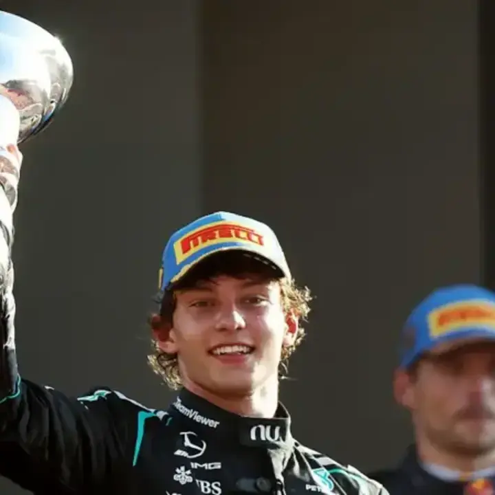 Kimi Antonelli Cetak Sejarah di Monza, Juara F1 GP Italia 2026 Start dari Posisi ke-20