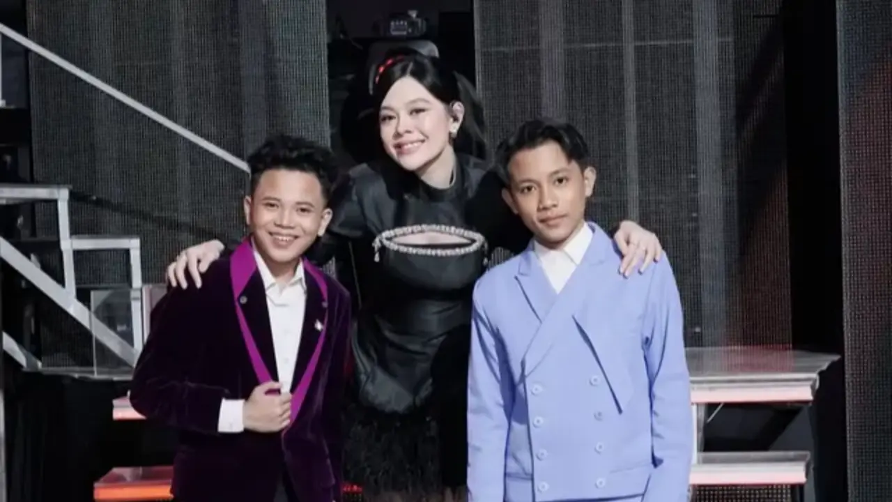 Melly Lee Bersama Rama Azzio