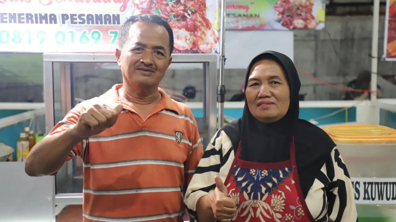 Pedagang tahu gimbal khas Semarang di MTQ Nasional