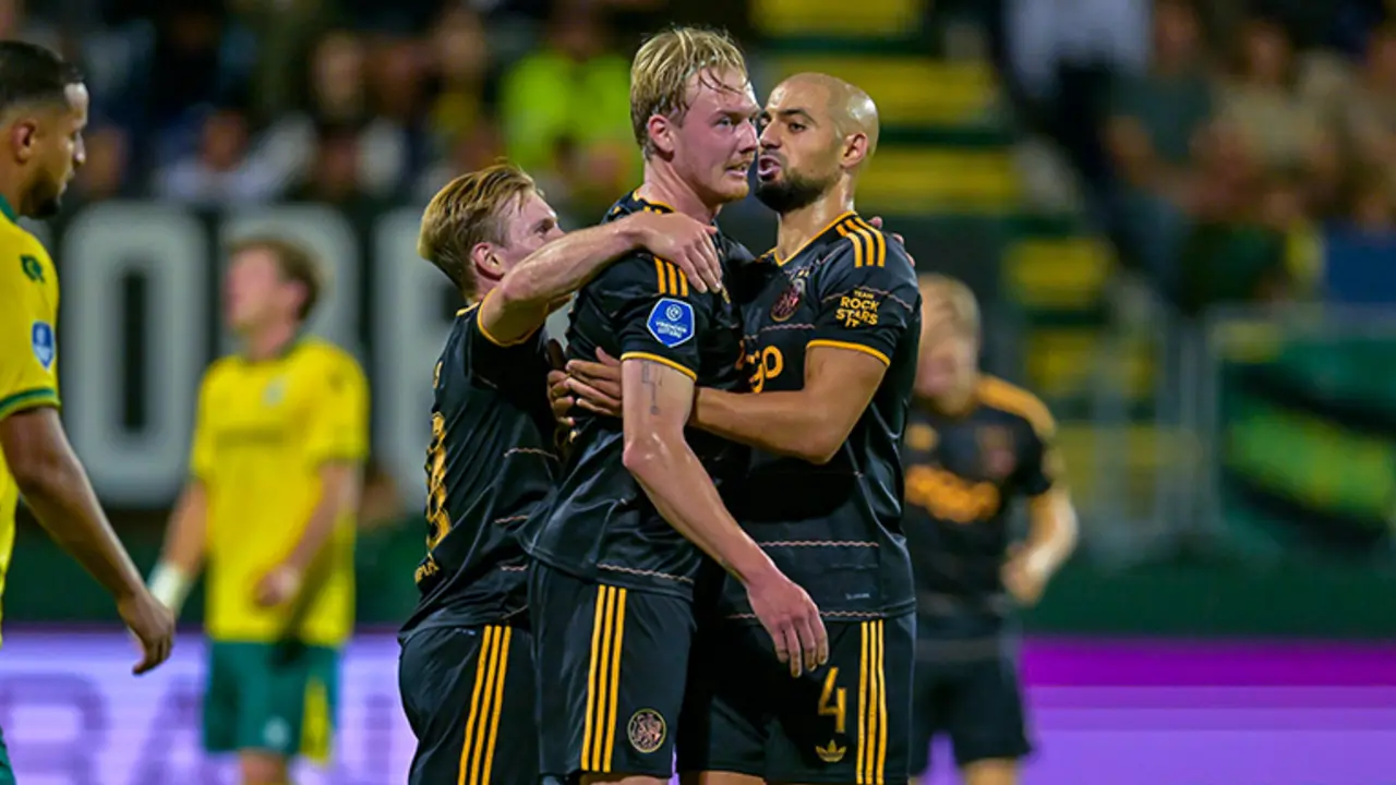 Pemain Ajax selebrasi di laga vs Fortuna Sittard