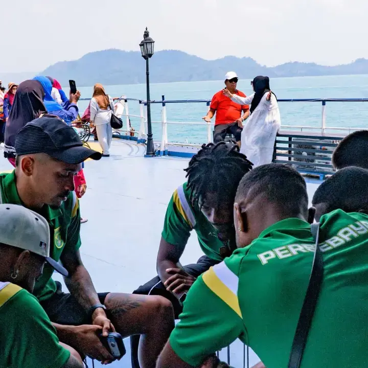 Erupsi Gunung Anak Krakatau, Persebaya Terpaksa Pulang ke Surabaya Naik Kapal