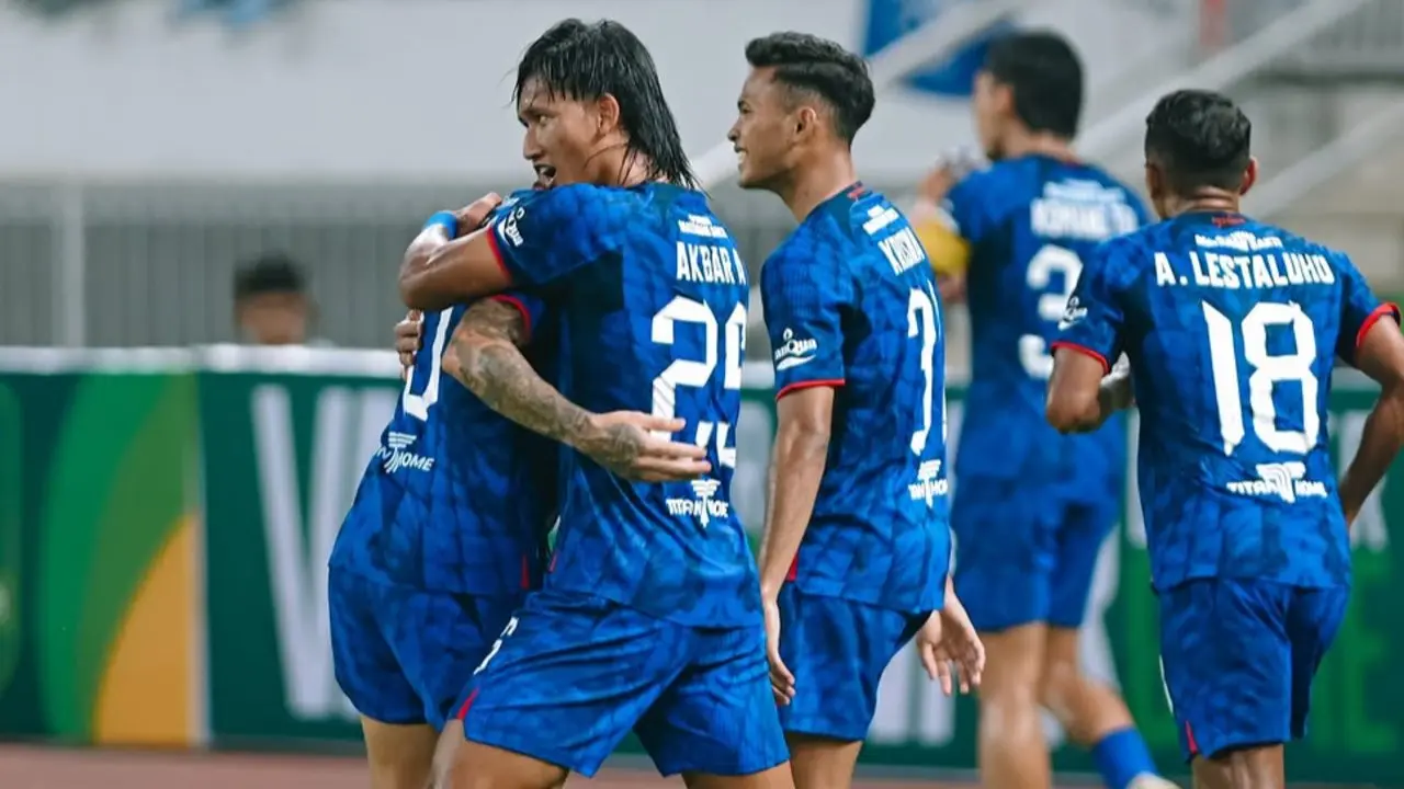 Pemain PSIS Semarang Selebrasi