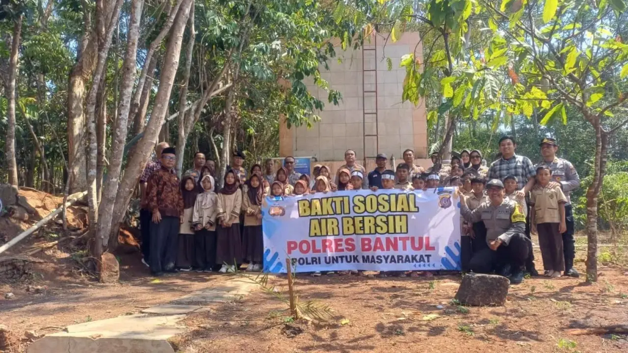Polres Bantul Salurkan 25 Ribu Liter Air Bersih untuk Warga Dlingo