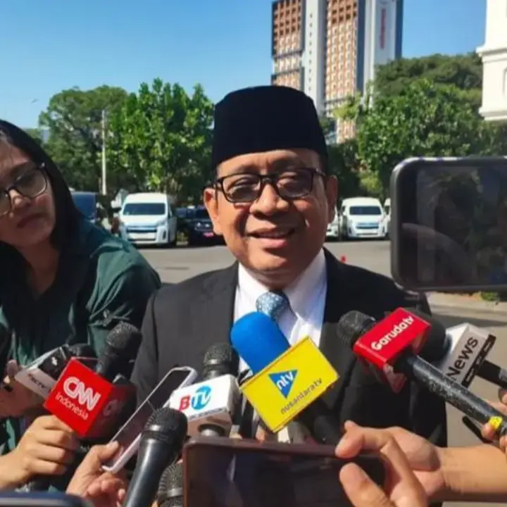 Isu Reshuffle Kabinet Menguat, Pratikno dan Suahasil Nazara Merapat ke Istana