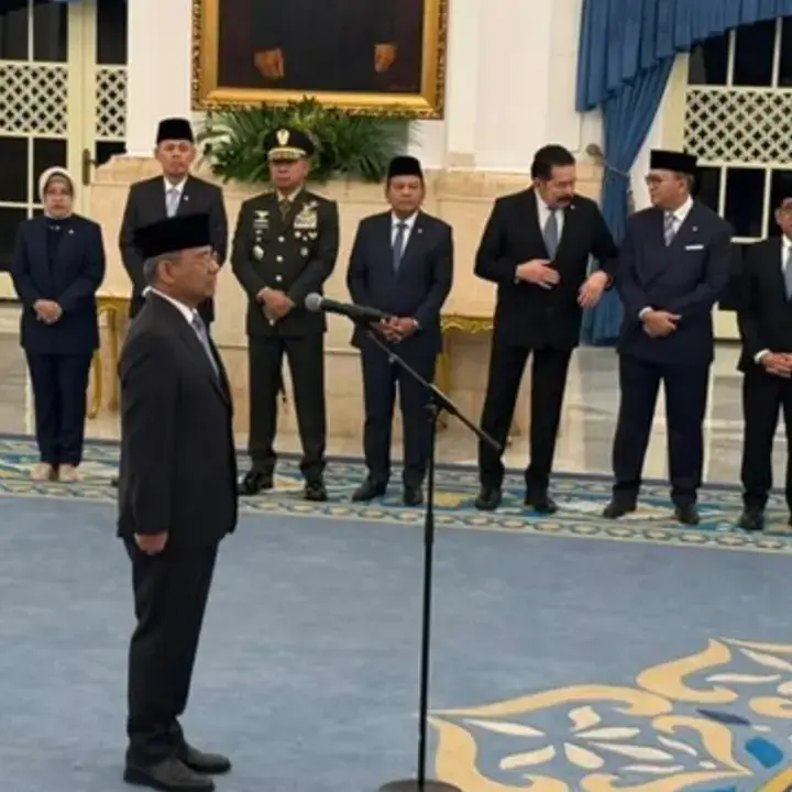 Prabowo Lantik Suahasil Nazara sebagai Menkeu