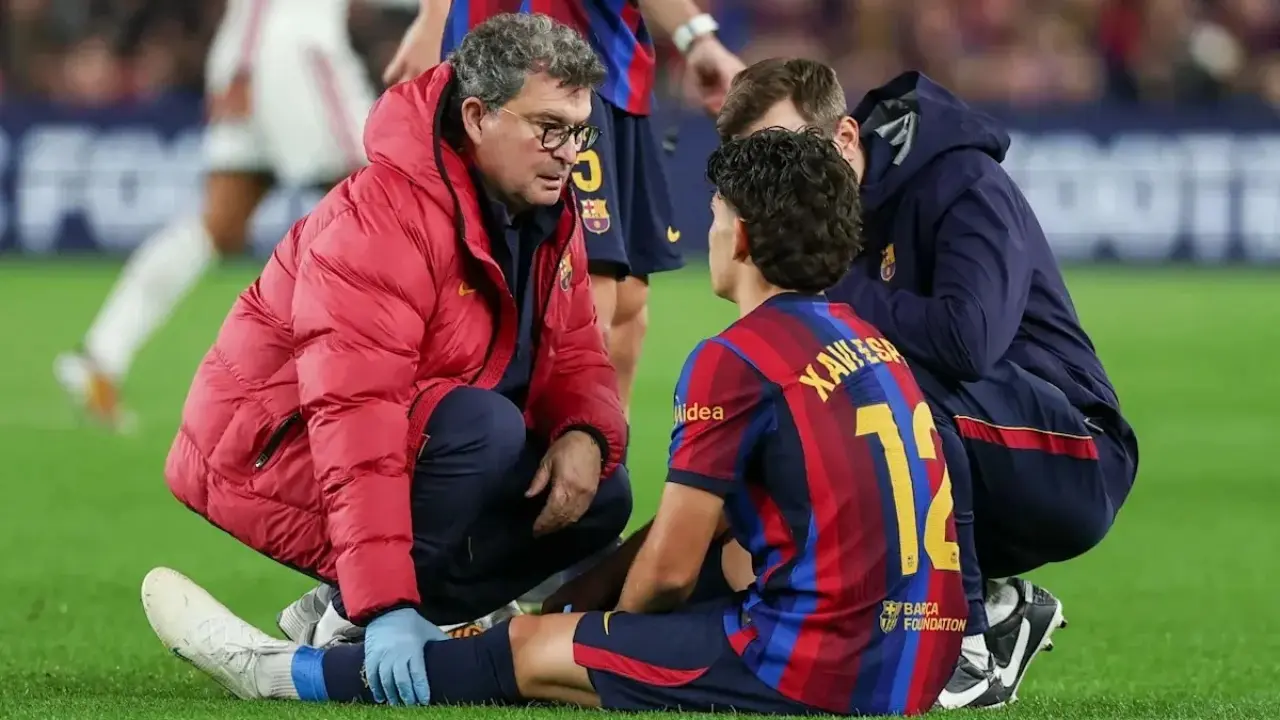 Akibat Cedera Pergelangan Kaki, Pemain Muda Barcelona Xavi Espart Dipastikan Absen hingga Tujuh Pekan Akibat Cedera Pergelangan Kaki, Pemain Muda Barcelona Xavi Espart Dipastikan Absen hingga Tujuh Pekan