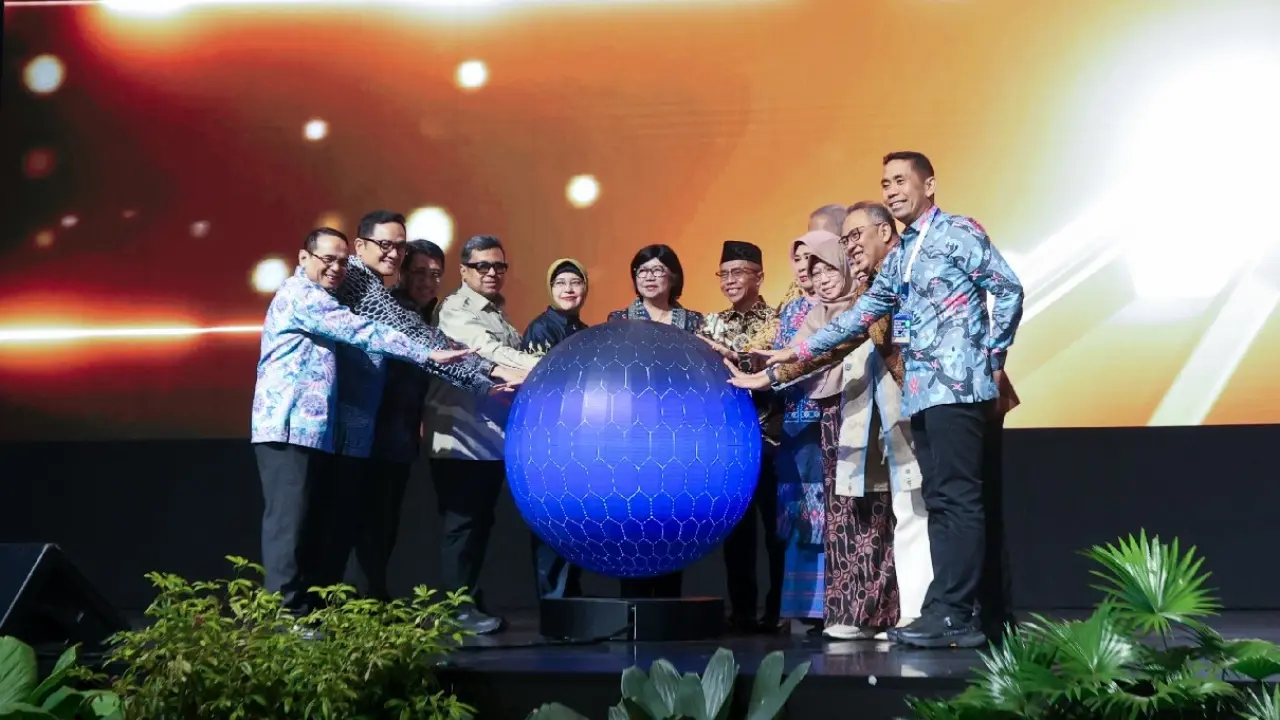 BI Perkuat Ekonomi Syariah Lewat ISEF 2026, Transaksi Produk Halal Tembus Rp13,85 Miliar BI Perkuat Ekonomi Syariah Lewat ISEF 2026, Transaksi Produk Halal Tembus Rp13,85 Miliar