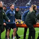 Emiliano Martinez Jalani Operasi Patah Rahang Usai Benturan dengan Branthwaite