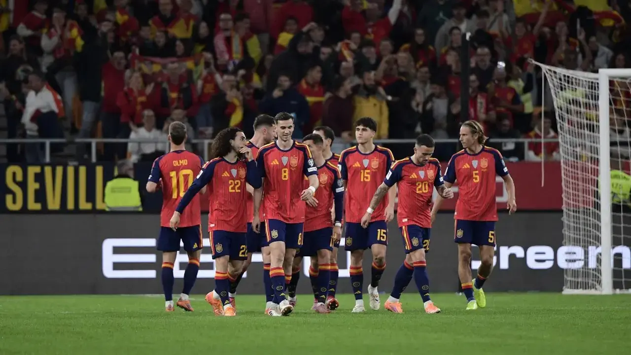 FIFA Jatuhkan Denda Rp361 Juta kepada Spanyol Imbas Chant Anti-Muslim FIFA Jatuhkan Denda Rp361 Juta kepada Spanyol Imbas Chant Anti-Muslim