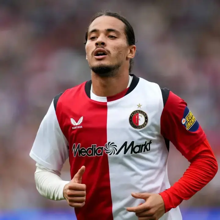 Giovanni van Bronckhorst Bawa Kabar Baik untuk Feyenoord, Anis Hadj Moussa Siap Tampil Lawan AZ Alkmaar