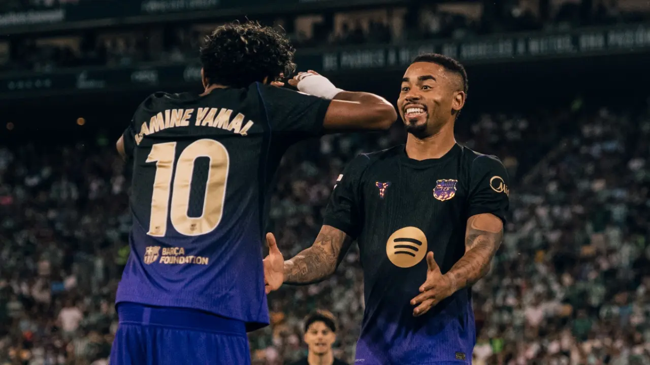 Hansi Flick Sebut Lamine Yamal Pemain Terbaik di Dunia, Gol dan Assist Jadi Bukti Ketajamannya