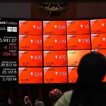 IHSG Anjlok 10,76 Persen ke Level 5.233 pada Jumat 16 Oktober, VKTR dan AKRA Masuk Daftar ARB