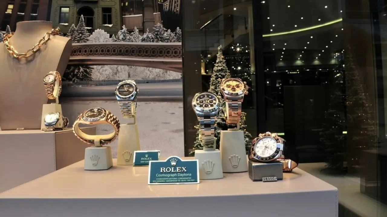 Investasi Tas Hermes dan Jam Rolex Makin Dilirik, Benarkah Barang Mewah Bisa Mengalahkan Emas Investasi Tas Hermes dan Jam Rolex Makin Dilirik, Benarkah Barang Mewah Bisa Mengalahkan Emas