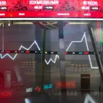 Investor Asing Borong Saham DSSA Rp64,2 Miliar Saat Harga Anjlok ke 36,7 Persen Investor Asing Borong Saham DSSA Rp64,2 Miliar Saat Harga Anjlok ke 36,7 Persen