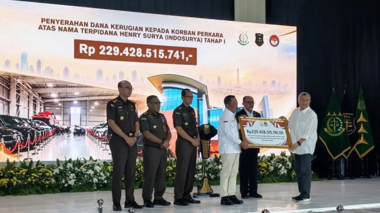 Korban KSP Indosurya Terima Ganti Rugi Rp229,42 Miliar Tahap 1, Kejaksaan Buru Aset Lain untuk Pemulihan Korban KSP Indosurya Terima Ganti Rugi Rp229,42 Miliar Tahap 1, Kejaksaan Buru Aset Lain untuk Pemulihan