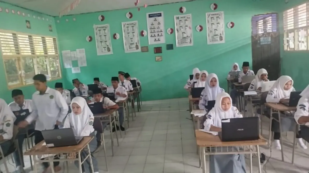 Man 1 Muaro Jambi Gelar Uji Coba Tka Nasional Full Online Dalam Tiga Sesi Untuk Pastikan Peserta Dan Sistem
