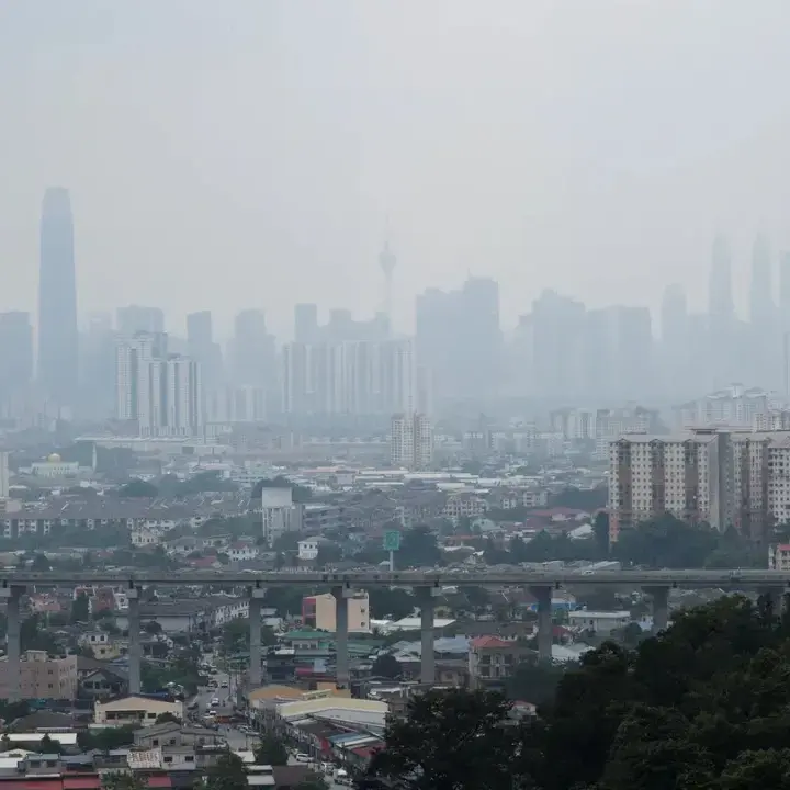 Malaysia dan Indonesia Bahas Kerja Sama Atasi Karhutla, Kabut Asap Lintas Batas Kian Mengkhawatirkan
