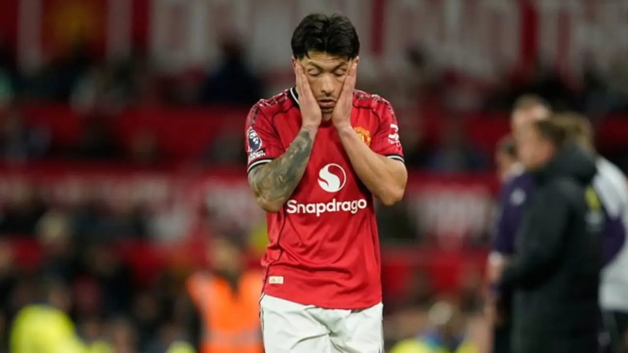 Man United Ditahan Leeds United, Lisandro Martinez Cedera Paha dan Terancam Absen di Laga Berikutnya Man United Ditahan Leeds United, Lisandro Martinez Cedera Paha dan Terancam Absen di Laga Berikutnya