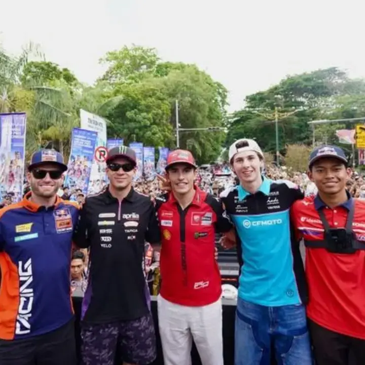 Marc Marquez Hingga Veda Ega Pratama Ramaikan Riders Parade di NTB Jelang MotoGP Indonesia 2026