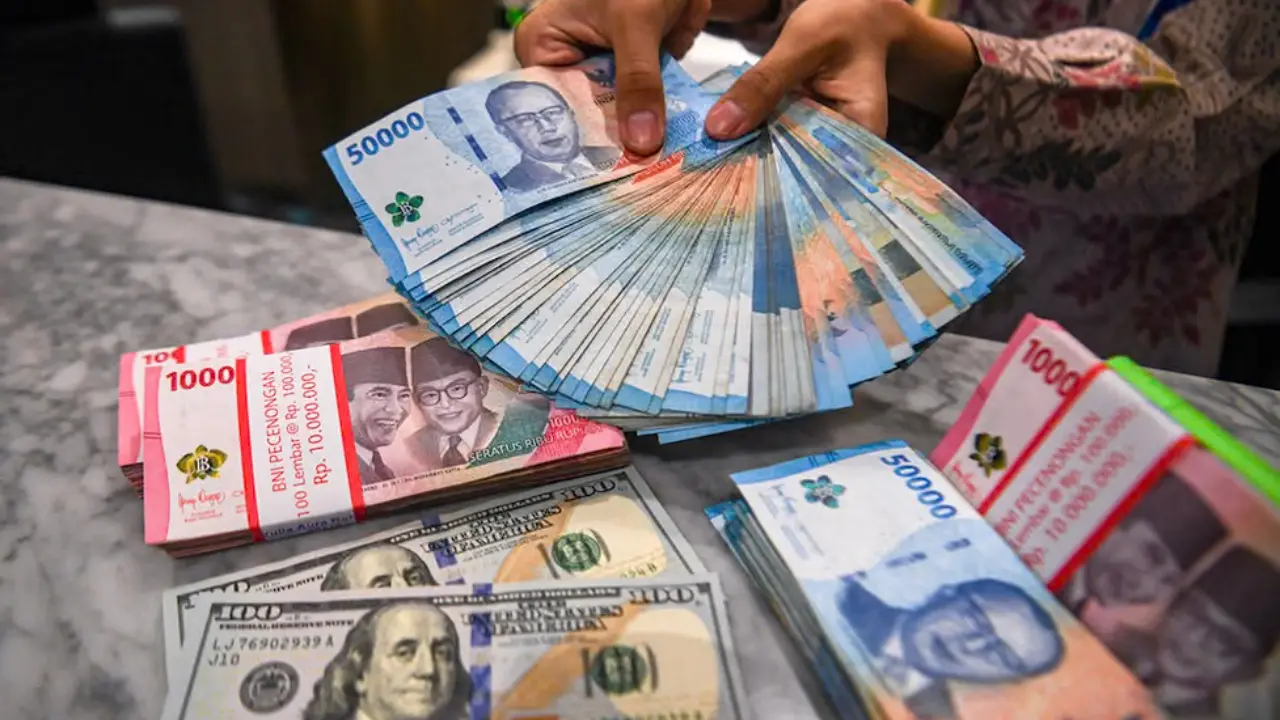 Nilai Tukar Rupiah Kembali Melemah pada Perdagangan Kamis 22 Oktober Nilai Tukar Rupiah Kembali Melemah pada Perdagangan Kamis 22 Oktober