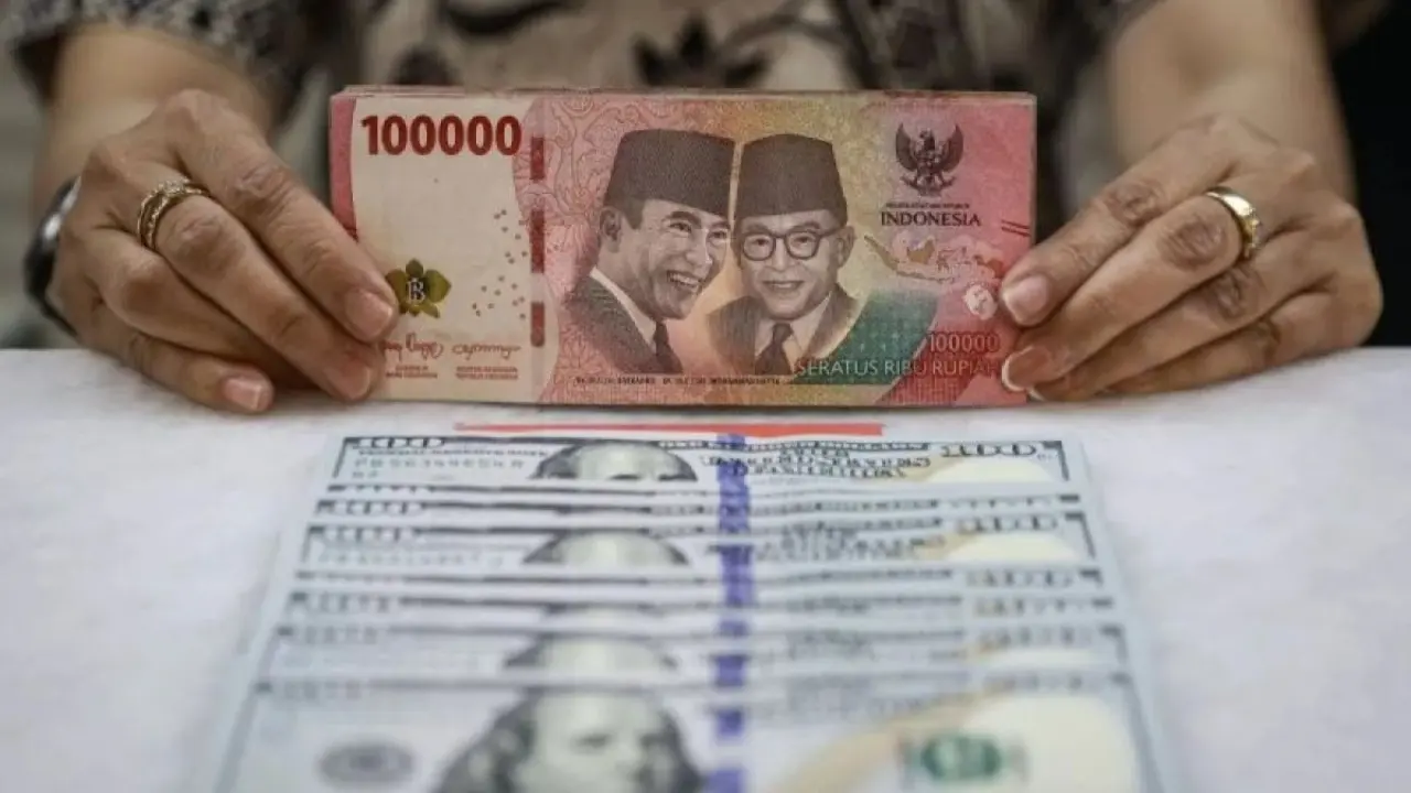 Nilai Tukar Rupiah Melemah ke Rp18.174 per Dolar AS pada 28 Oktober, Tekanan Pasar Domestik Berlanjut Nilai Tukar Rupiah Melemah ke Rp18.174 per Dolar AS pada 28 Oktober, Tekanan Pasar Domestik Berlanjut
