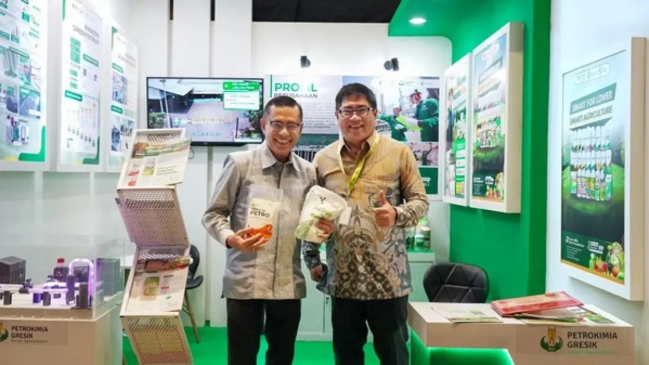 Petrokimia Gresik Jadi Pelopor Teknologi CCU di Indonesia, Efisiensi Penangkapan Karbon Capai 97,79 Persen Petrokimia Gresik Jadi Pelopor Teknologi CCU di Indonesia, Efisiensi Penangkapan Karbon Capai 97,79 Persen