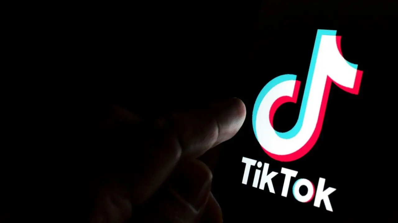 TikTok Blokir Akun Film Dokumenter Elon Musk Karya Alex Gibney Jelang Penayangan Perdana di Bioskop TikTok Blokir Akun Film Dokumenter Elon Musk Karya Alex Gibney Jelang Penayangan Perdana di Bioskop