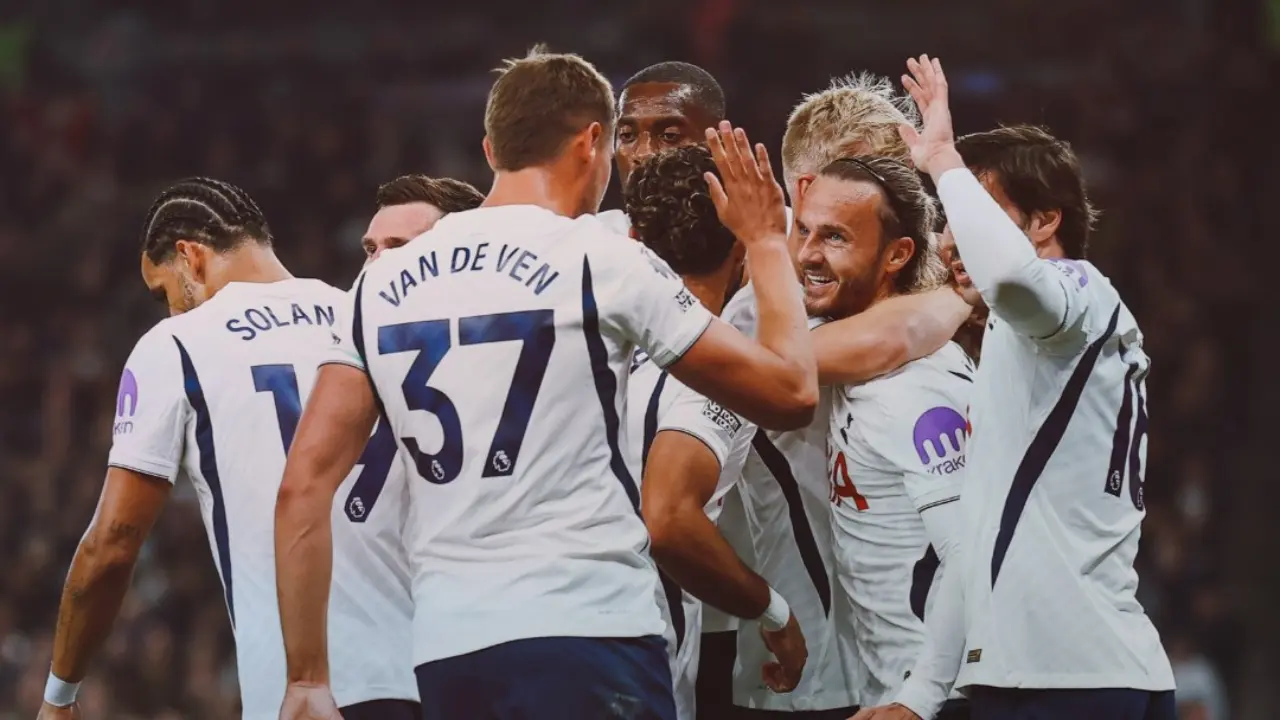 Tottenham Hotspur Akhiri Tren Buruk di Liga Inggris, Roberto De Zerbi Minta Spurs Terus Bangkit Tottenham Hotspur Akhiri Tren Buruk di Liga Inggris, Roberto De Zerbi Minta Spurs Terus Bangkit