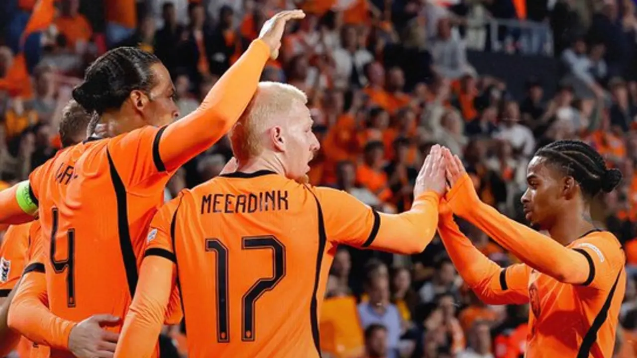 Belanda Vs Serbia