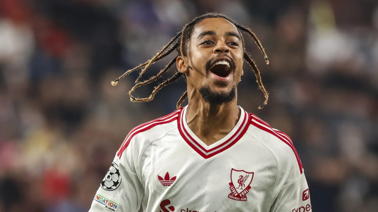 Bradley Barcola Ungkap Perbedaan Gaya Main Liverpool dan PSG Bradley Barcola Ungkap Perbedaan Gaya Main Liverpool dan PSG