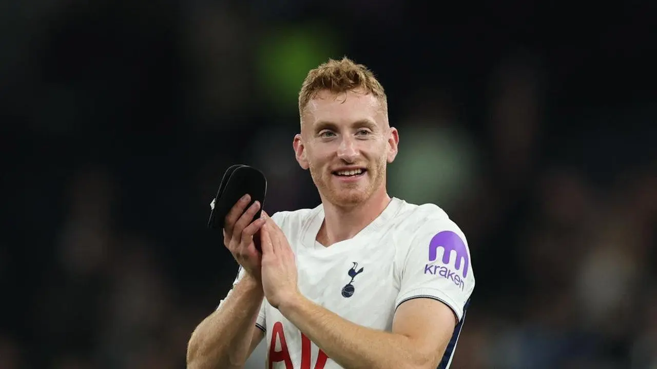 Dejan Kulusevski Kembali Bermain Setelah Absen Setahun, Comeback Emosional Diwarnai Kemenangan Tottenham Dejan Kulusevski Kembali Bermain Setelah Absen Setahun, Comeback Emosional Diwarnai Kemenangan Tottenham