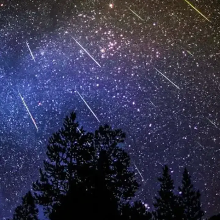 Fenomena Hujan Meteor Hiasi Langit Indonesia Oktober 2026, Kapan Puncaknya dan di Mana Tempat Terbaik Untuk Melihat?