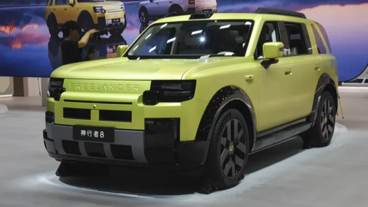 Freelander 8 Lima Penumpang Mulai Dikirim di China pada 31 Oktober Freelander 8 Lima Penumpang Mulai Dikirim di China pada 31 Oktober