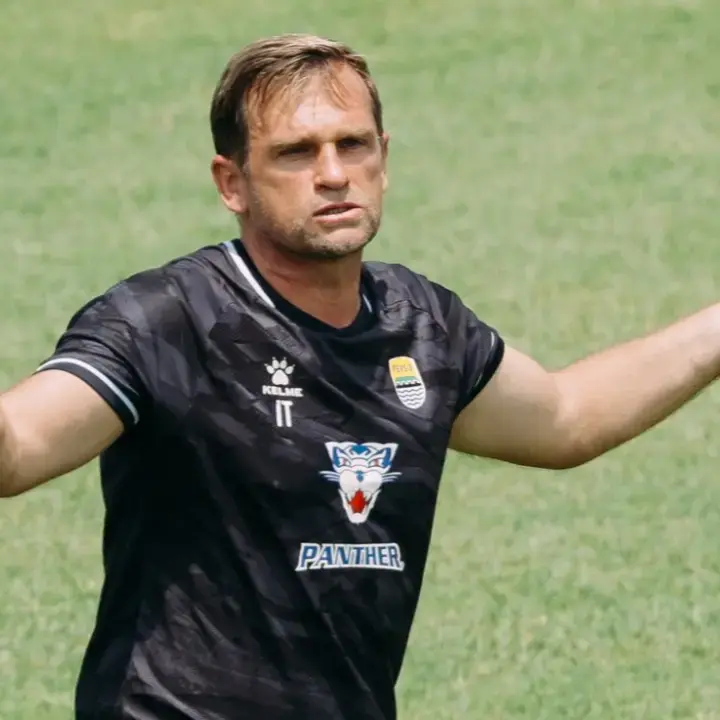 Igor Tolic Ungkap Kunci Comeback Dramatis Persib Bandung Atas Port FC di Thailand