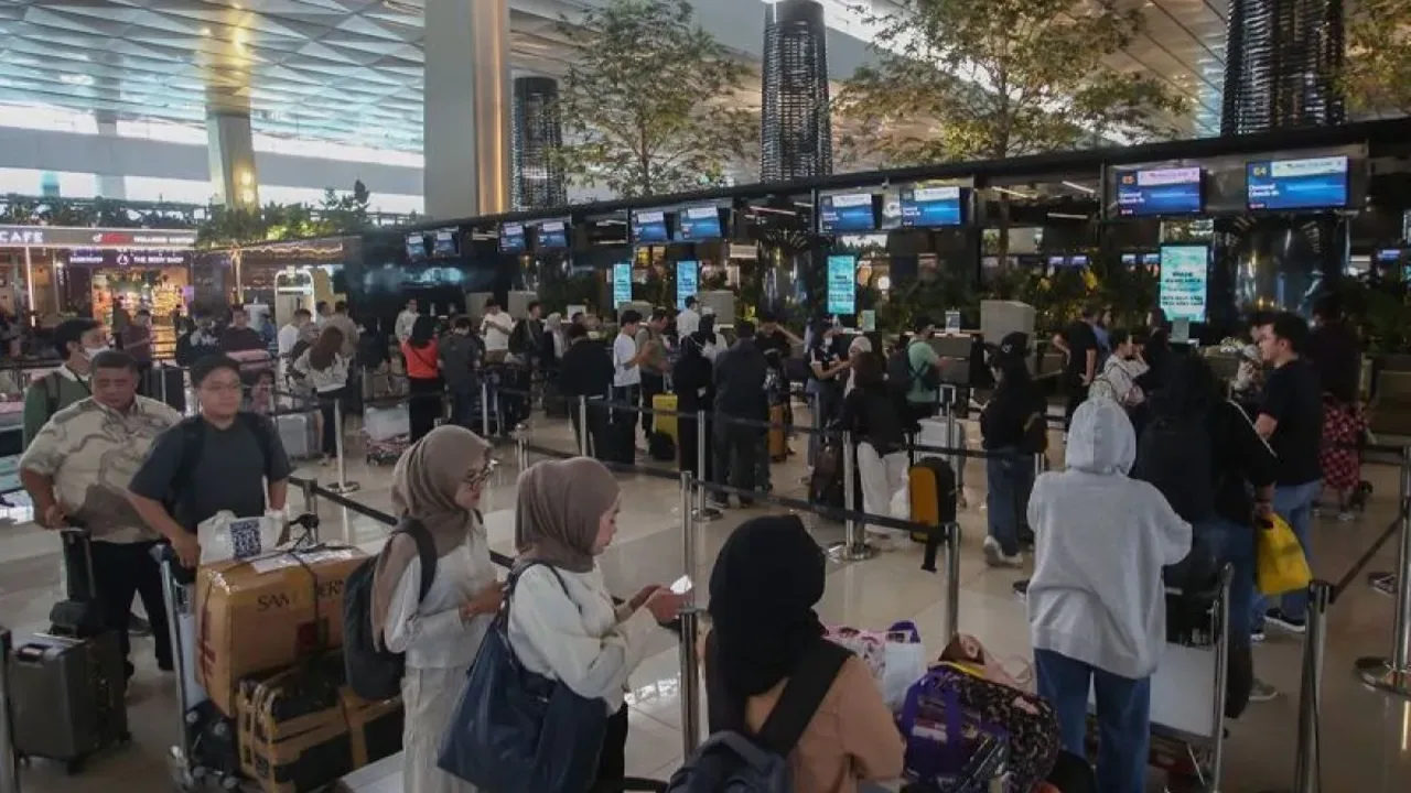 Strategi Keuangan Gen Z Siapkan Dana Mudik Agar Kas Tetap Aman
