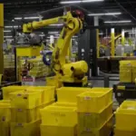 Amazon Operasikan 1 Juta Robot, Keberadaan Pekerja Manusia Terancam
