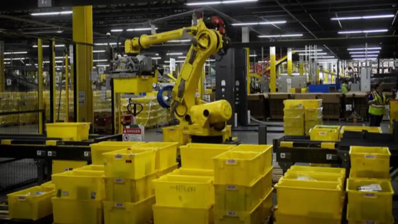 Amazon Operasikan 1 Juta Robot, Keberadaan Pekerja Manusia Terancam Amazon Operasikan 1 Juta Robot, Keberadaan Pekerja Manusia Terancam