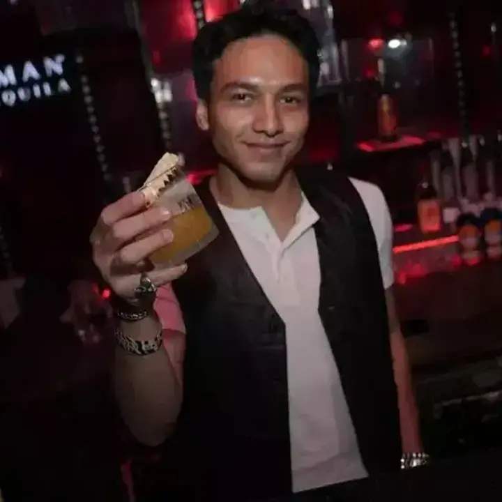 Jefri Nichol Ikut Meriahkan Perayaan POP 10th Anniversary, ESSE POP Hadirkan Musik dan Budaya Urban