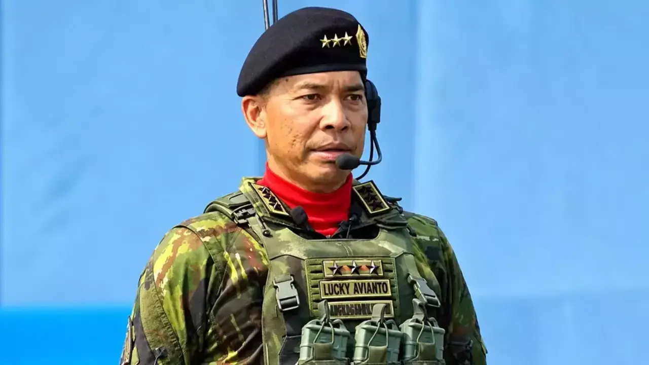 Letjen Tni Lucky Avianto