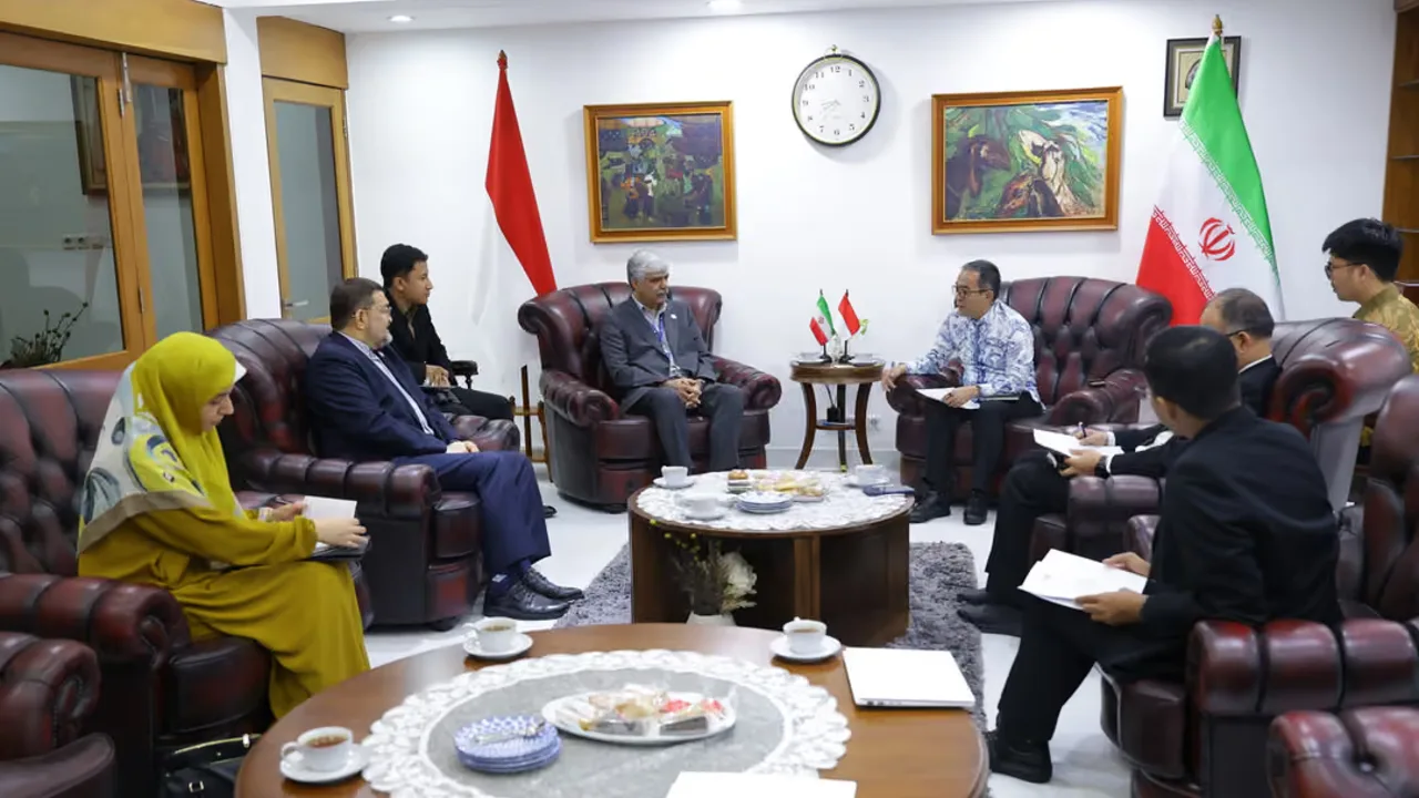 Indonesia dan Iran Jajaki Kerja Sama Taman Sains hingga Riset Indonesia dan Iran Jajaki Kerja Sama Taman Sains hingga Riset